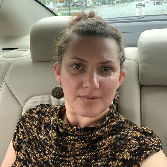 Hi, I’m Arka Deo. Thank you for stopping by. - Picture 2 of 10